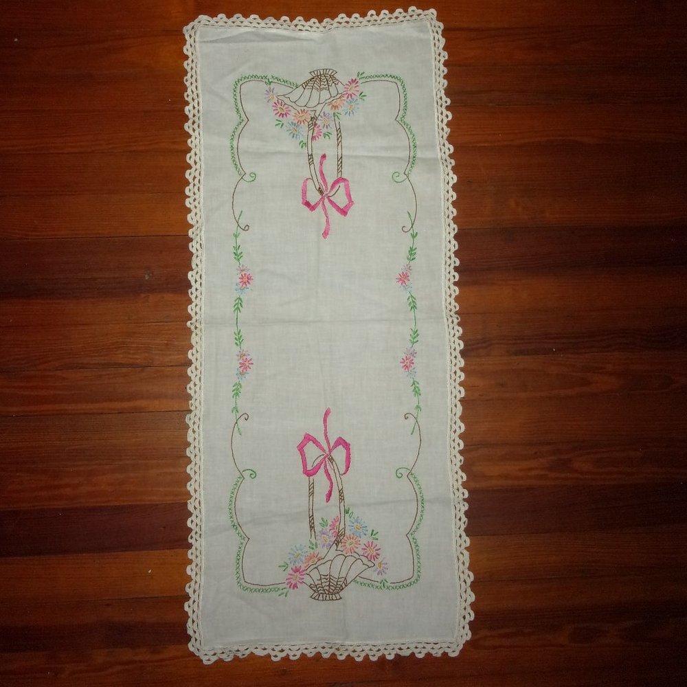 Vtg Embroidered Flower Basket Table Scarf Runner
